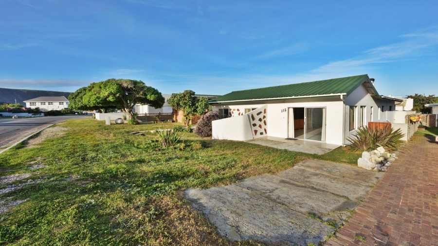 4 Bedroom Property for Sale in Agulhas Western Cape